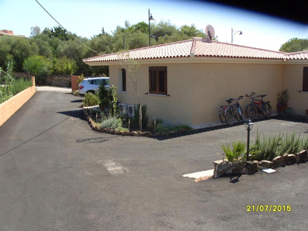 Casadelfaro Con Giardino A Pittulongu 600Metri Dalla Spiaggia Olbia Luaran gambar