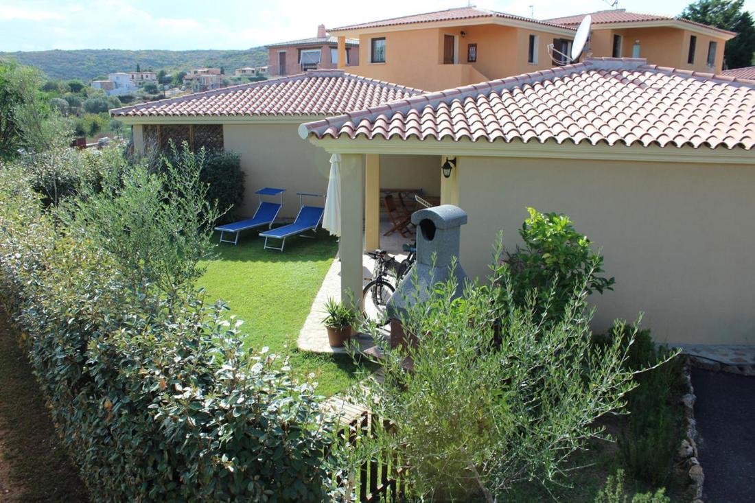 Casadelfaro Con Giardino A Pittulongu 600Metri Dalla Spiaggia Olbia Luaran gambar
